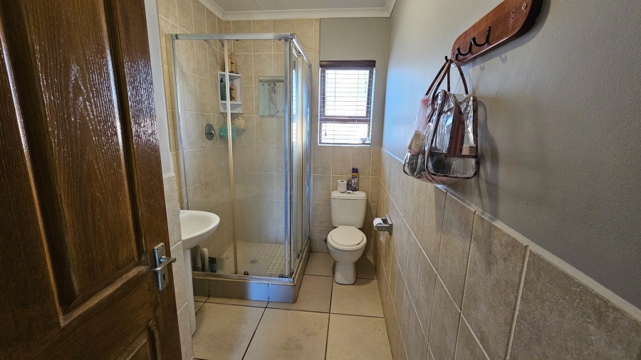 3 Bedroom Property for Sale in Seemeeu Park Western Cape